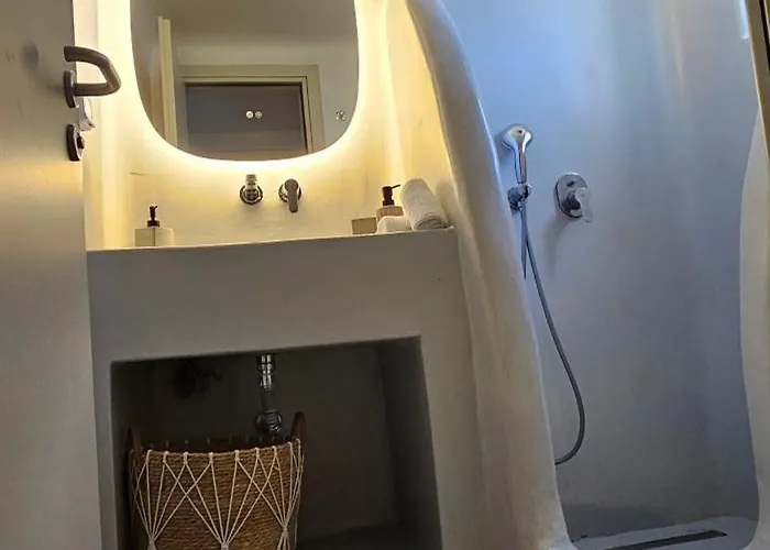 Apartmán Ήσυχο Κυκλαδίτικο Δωμάτιο Total White N2 Plintri